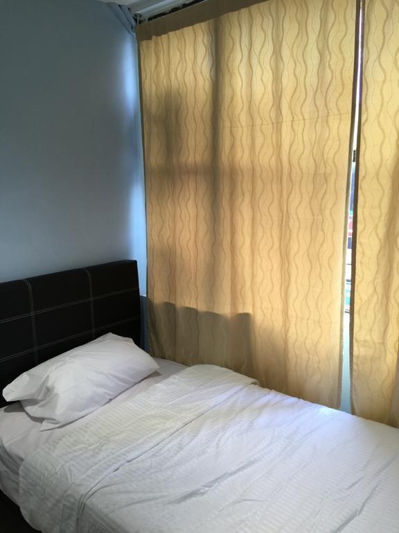 Miri Budget Inn Pokój zdjęcie