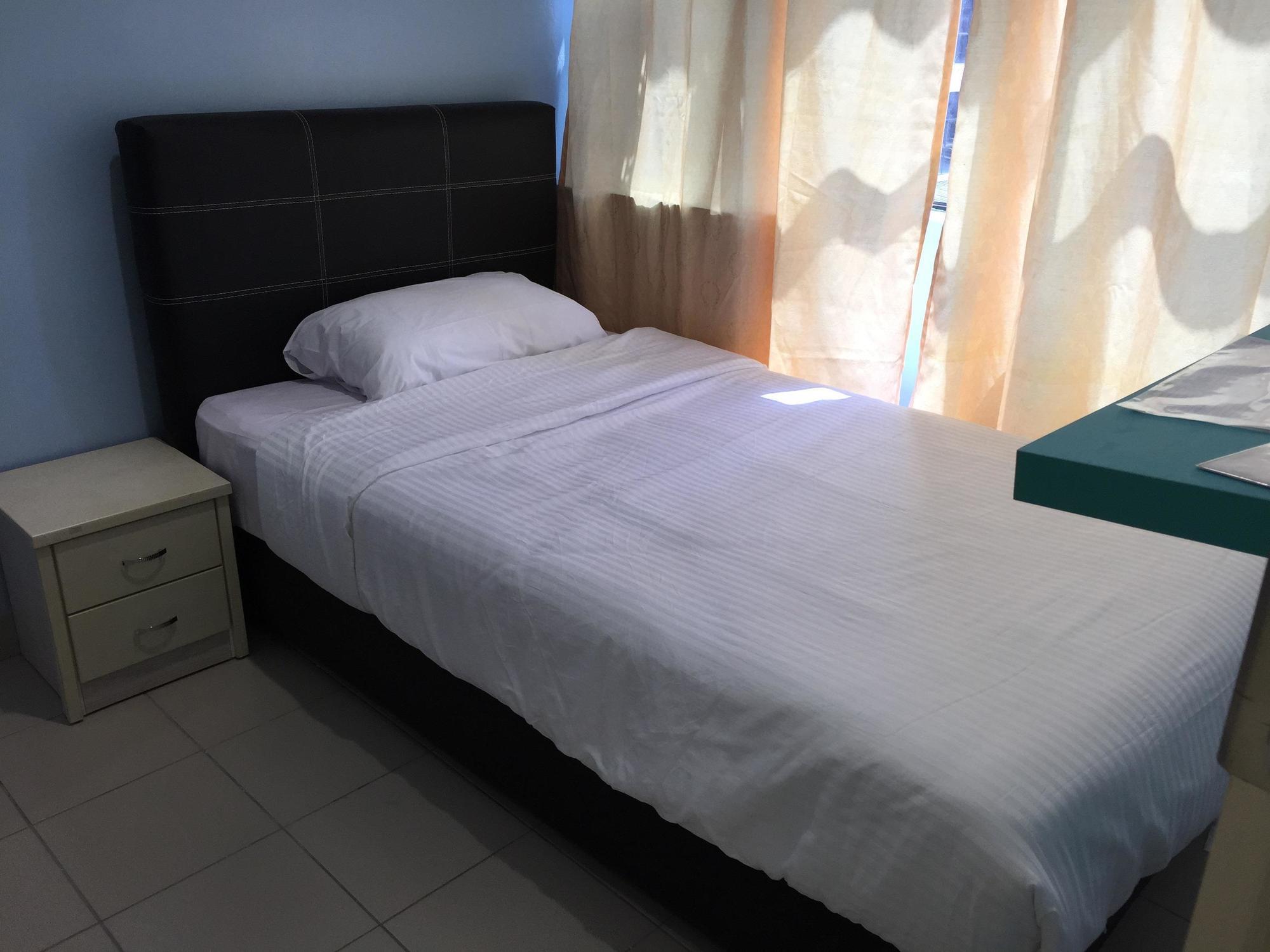 Miri Budget Inn Zewnętrze zdjęcie